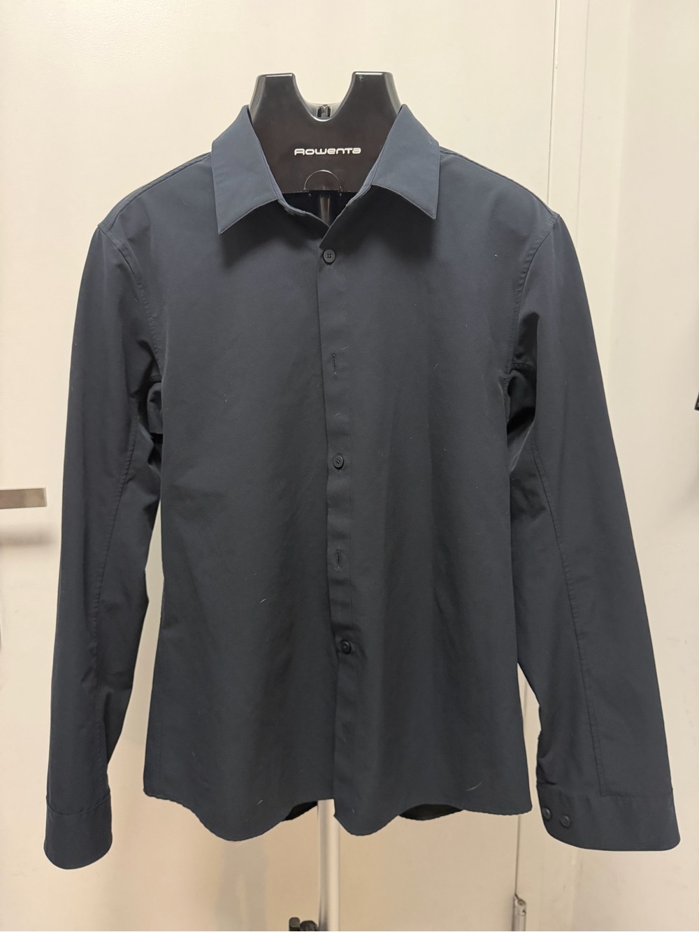Men's Lululemon Black Button-Up Dress Shirt